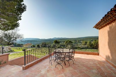 maison provençale 5 Pièces en vente sur CASSIS (13260) Vente Maison provençale Cassis 5 Pièces 92 m²
