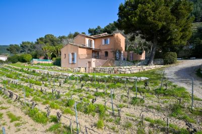 maison provençale 5 Pièces en vente sur CASSIS (13260) Vente Maison provençale Cassis 5 Pièces 92 m²