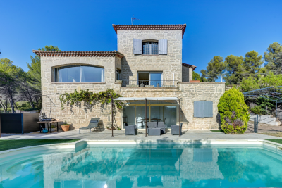 maison provençale 10 Pièces en vente sur MARTIGUES (13500) Vente Maison provençale Martigues 10 Pièces 330 m²