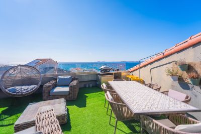 apartment 6 Rooms for sale on MARSEILLE (13008) Sale Apartment Marseille 8 6 Rooms 145 m²